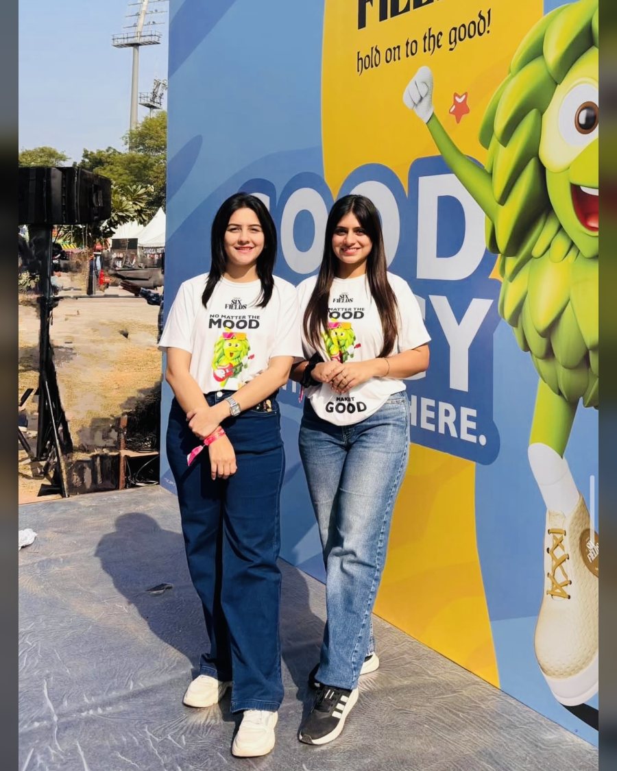 Sampling promoters at a brand activation